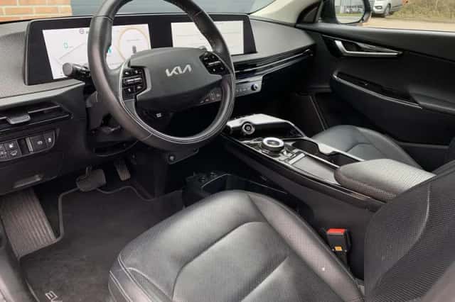 Kia EV6 (2022) thumbnail 11