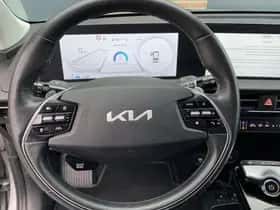 Kia EV6 (2022) thumbnail 16