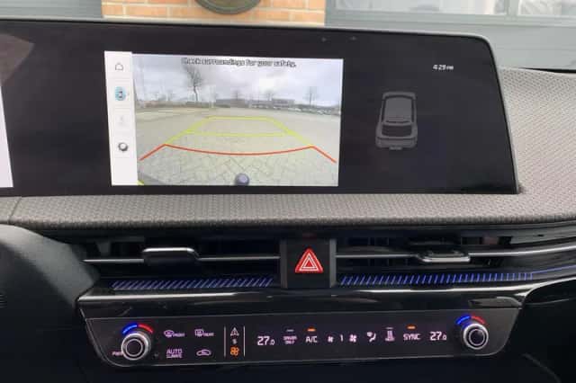 Kia EV6 (2022) thumbnail 21