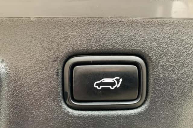 Kia EV6 (2022) thumbnail 9