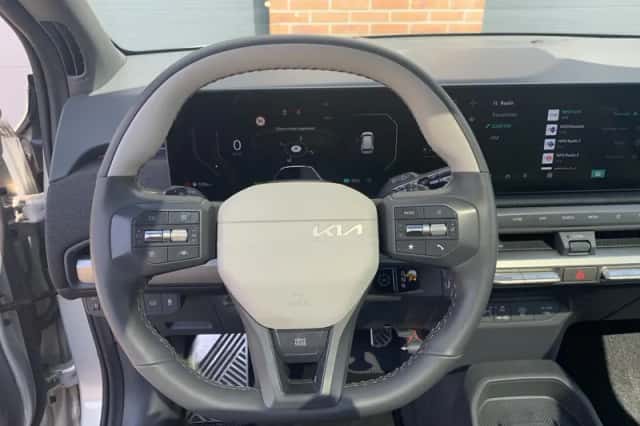 Kia EV3 (2025) thumbnail 16