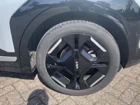 Kia EV3 (2025) thumbnail 3