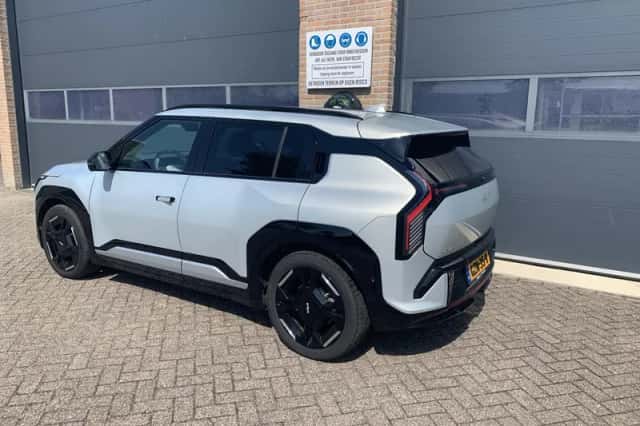 Kia EV3 (2025) thumbnail 4