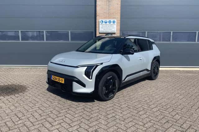 Kia EV3 (2025) thumbnail 34