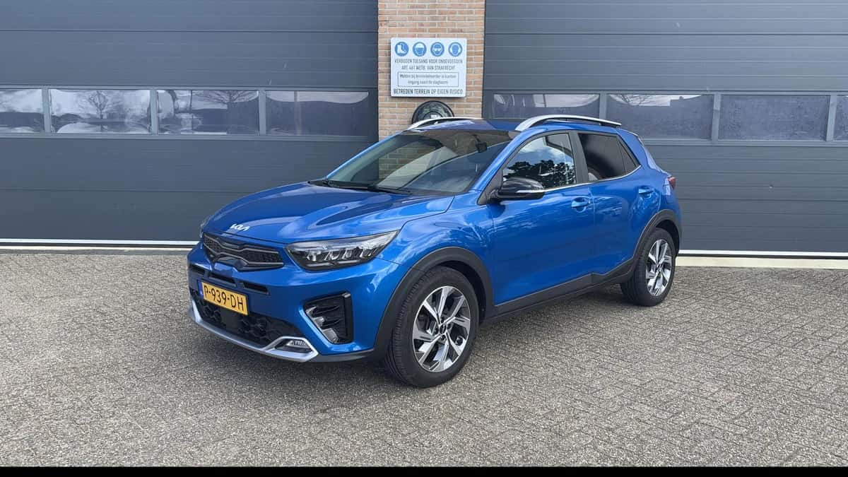 Kia Stonic (2022) — foto 1