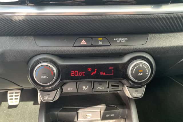 Kia Stonic (2022) thumbnail 12