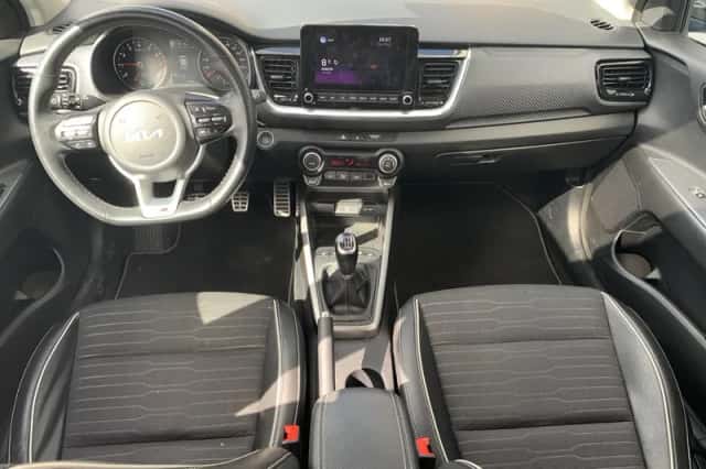 Kia Stonic (2022) thumbnail 16