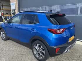 Kia Stonic (2022) thumbnail 4