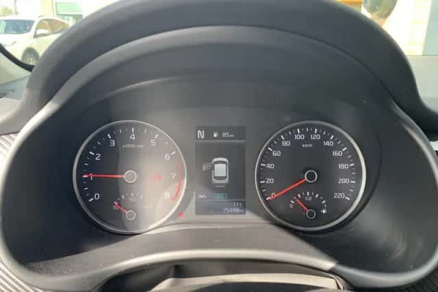 Kia Stonic (2022) thumbnail 10