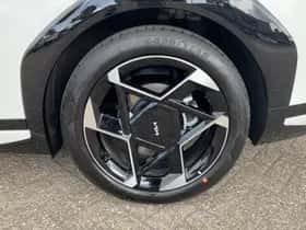 Kia EV4 (2025) thumbnail 3