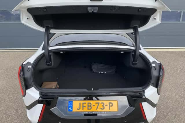 Kia EV4 (2025) thumbnail 7