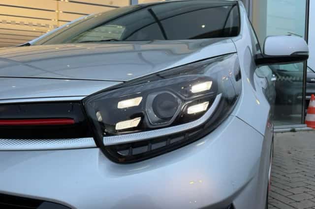 Kia Picanto (2024) thumbnail 2