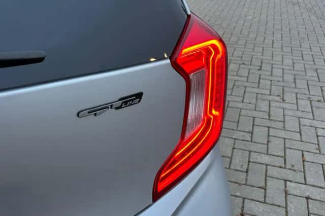 Kia Picanto (2024) thumbnail 10