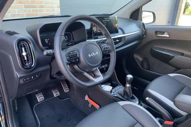 Kia Picanto (2025) thumbnail 10