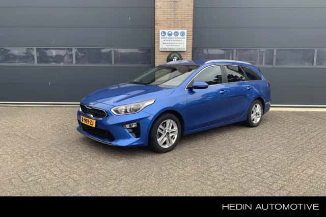 Kia Ceed Sportswagon (2021) thumbnail 1