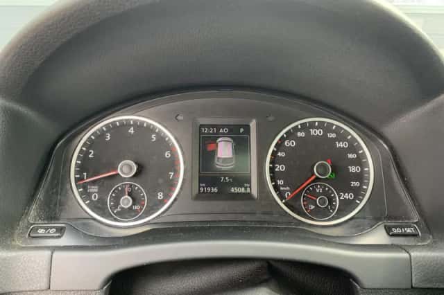 Volkswagen Tiguan (2016) thumbnail 13