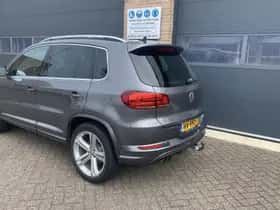 Volkswagen Tiguan (2016) thumbnail 4