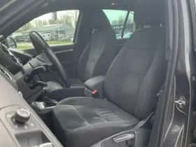 Volkswagen Tiguan (2016) thumbnail 9