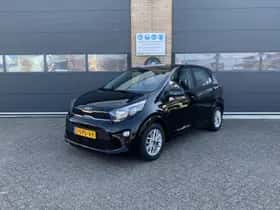 Kia Picanto (2023) thumbnail 2