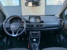 Kia Picanto (2023) thumbnail 18