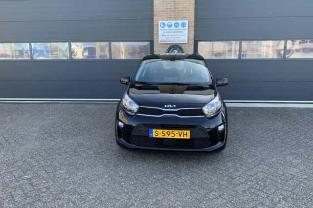 Kia Picanto (2023) thumbnail 6