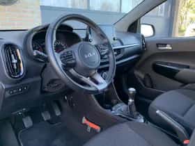 Kia Picanto (2023) thumbnail 9