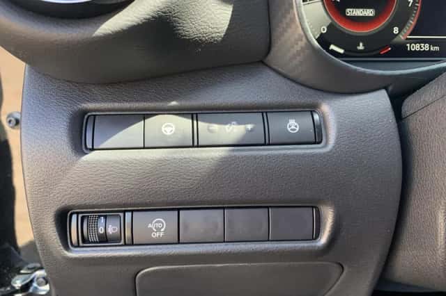 Nissan Juke (2025) thumbnail 12