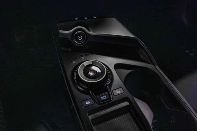 Kia EV6 (2025) thumbnail 15