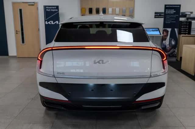 Kia EV6 (2025) thumbnail 22