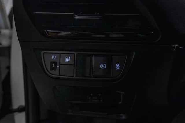 Kia EV6 (2025) thumbnail 6