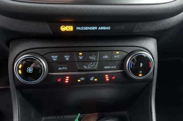 Ford Fiesta (2023) thumbnail 21