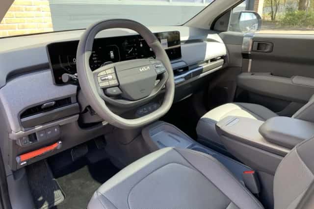 Kia EV3 (2025) thumbnail 10