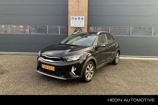 Kia Stonic (2025) thumbnail 1