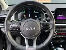 Kia Stonic (2025) thumbnail 11