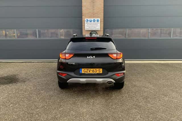 Kia Stonic (2025) thumbnail 6
