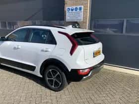 Kia Niro (2025) thumbnail 4