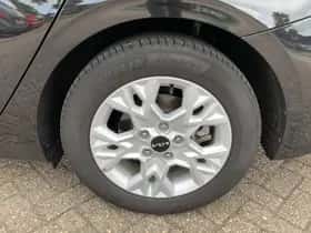 Kia Ceed Sportswagon (2024) thumbnail 3