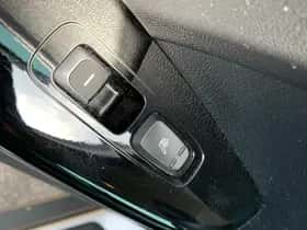 Kia Sportage (2019) thumbnail 24