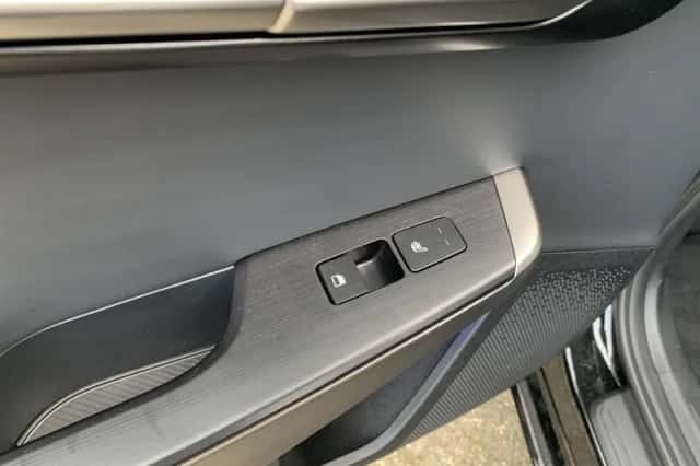 Kia EV6 (2025) thumbnail 30