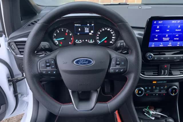 Ford Fiesta (2023) thumbnail 12