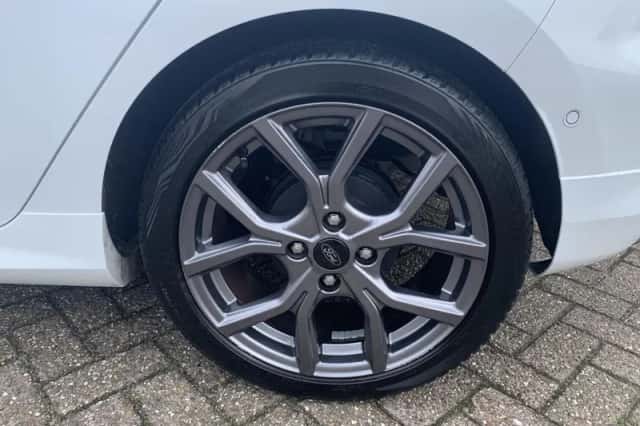 Ford Fiesta (2023) thumbnail 3