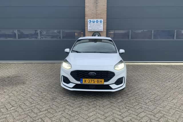 Ford Fiesta (2023) thumbnail 5