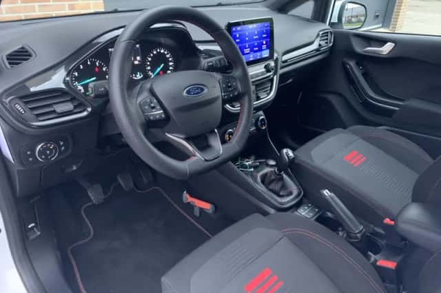 Ford Fiesta (2023) thumbnail 9