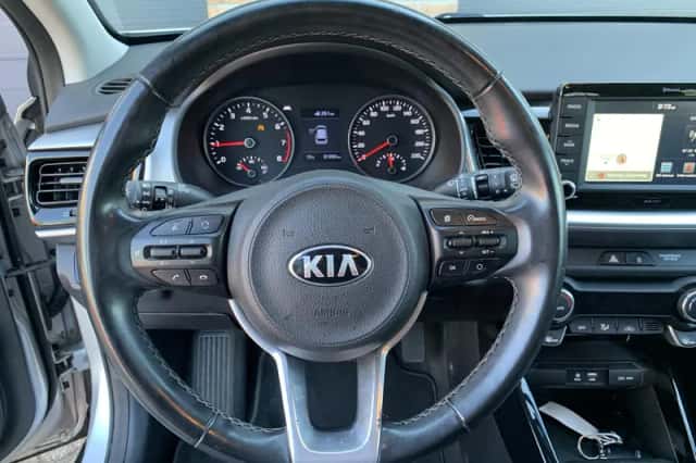 Kia Stonic (2020) thumbnail 13