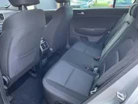 Kia Sportage (2021) thumbnail 21