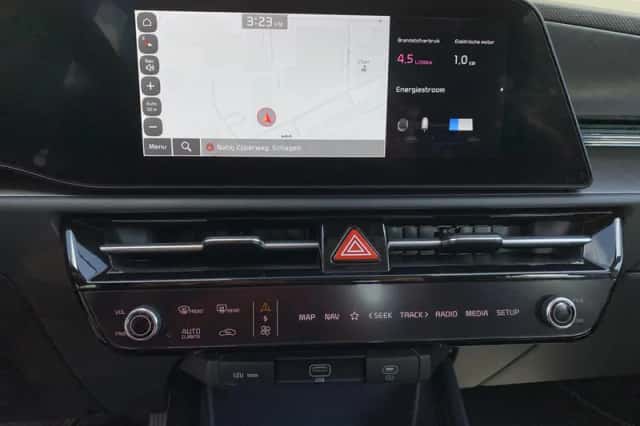 Kia Niro (2024) thumbnail 17