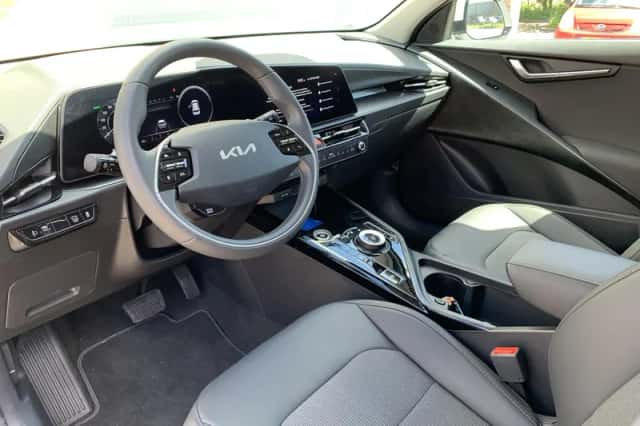 Kia Niro (2024) thumbnail 9