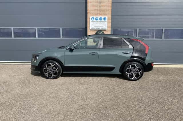 Kia Niro (2022) thumbnail 2
