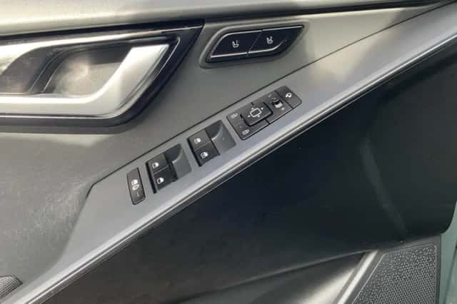 Kia Niro (2022) thumbnail 14