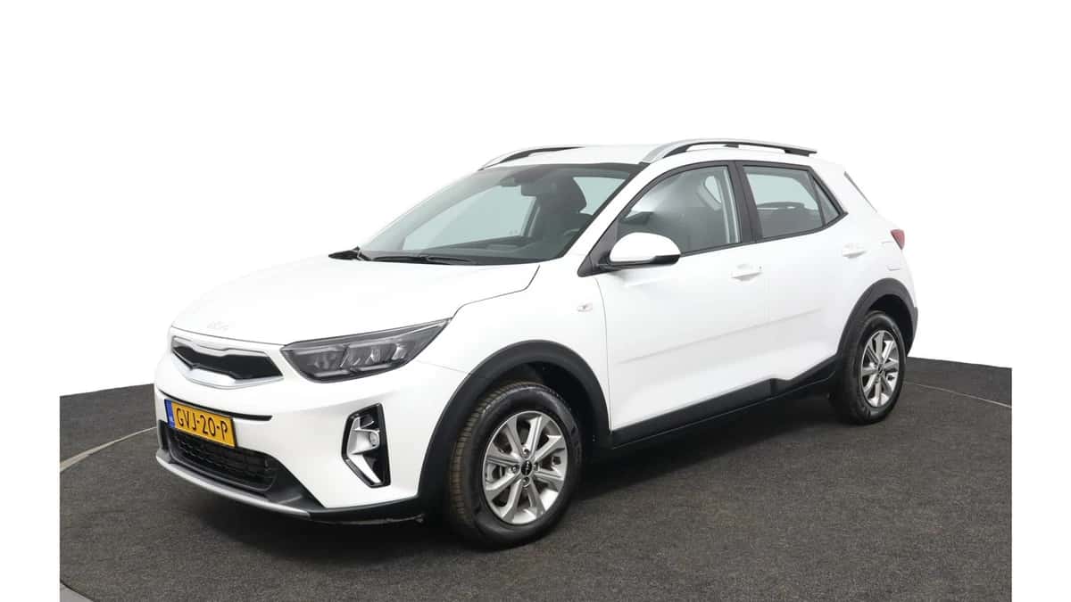 Kia Stonic (2024) — foto 1
